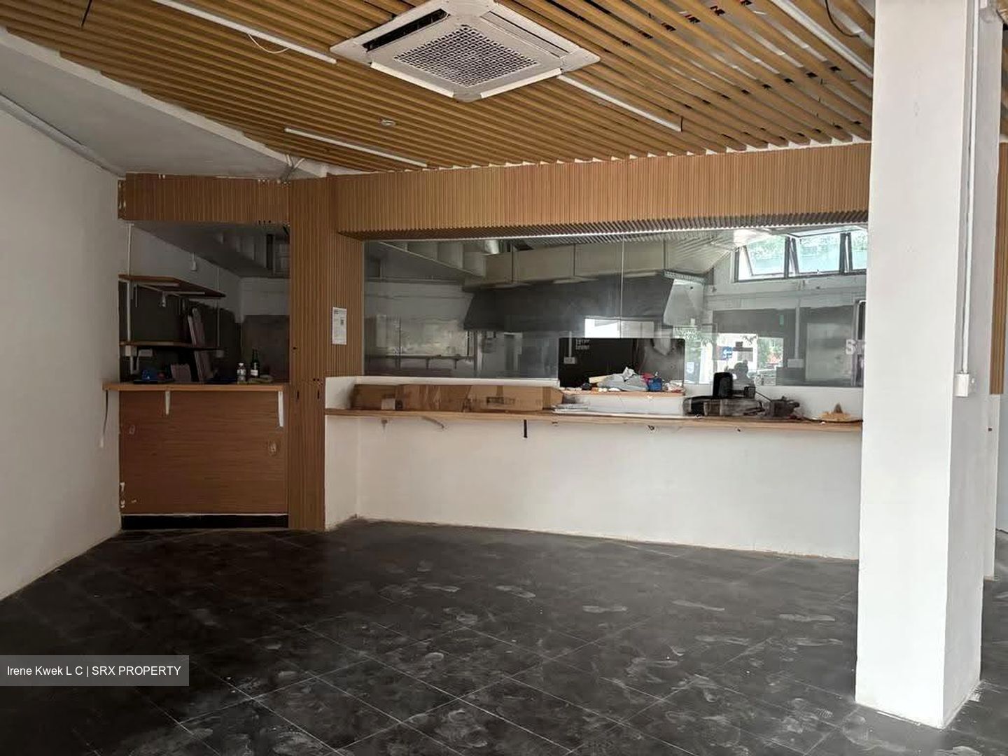 Cheng San Centre (D20), Shop House #619980491